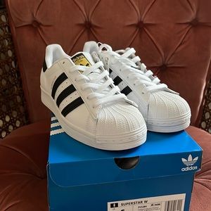 adidas Superstar tennis shoes